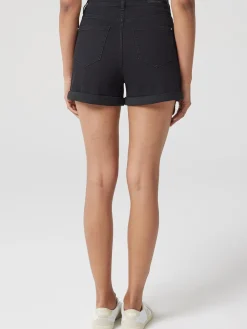 Alexa Boyfriend Short