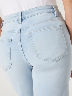 Annie Mid Waisted Straight Capri