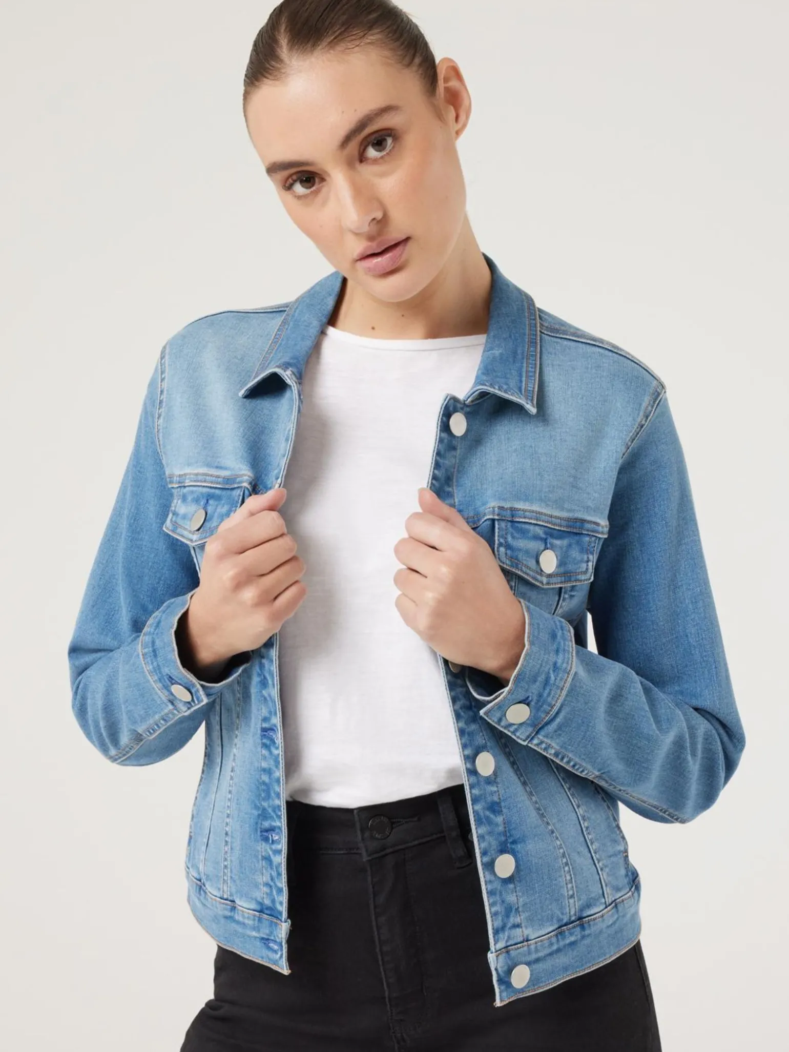 Classic Stretch Denim Jacket