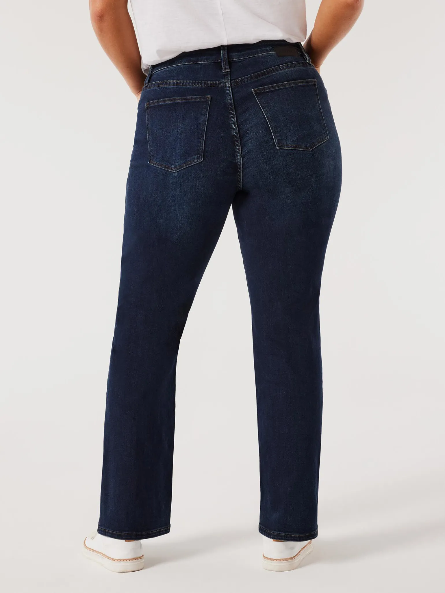 Curve Bootcut Jeans