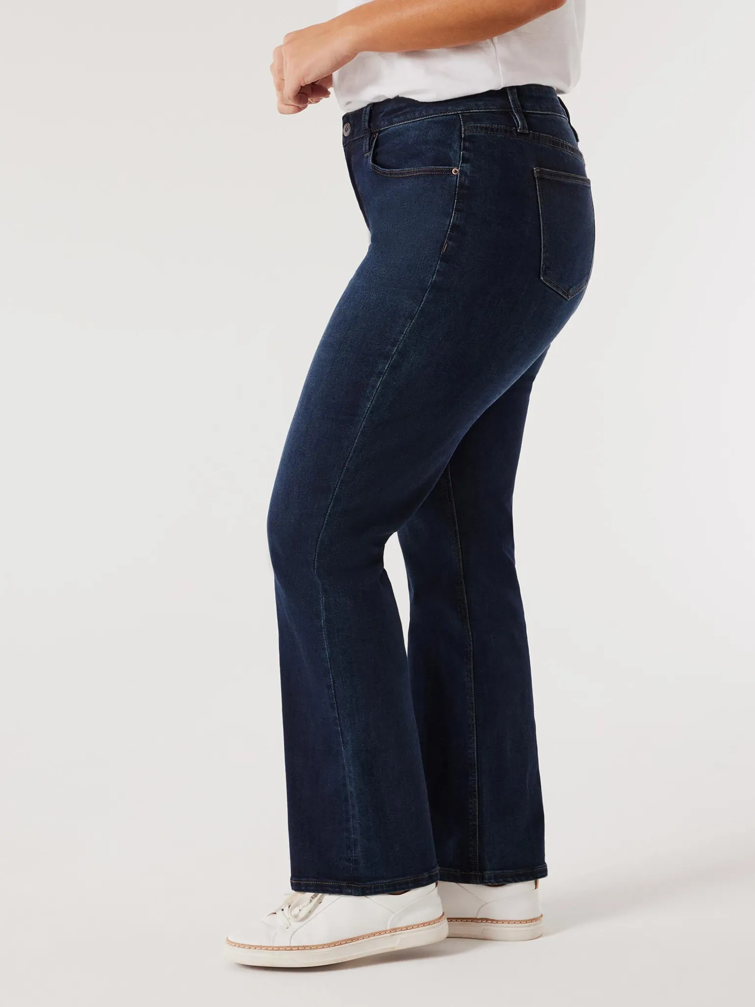 Curve Bootcut Jeans