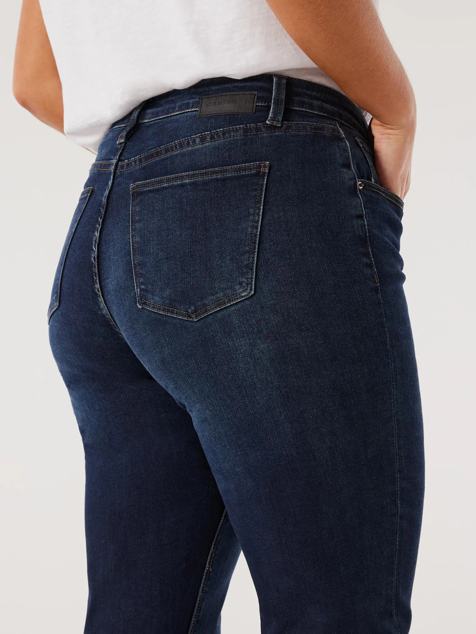 Curve Bootcut Jeans