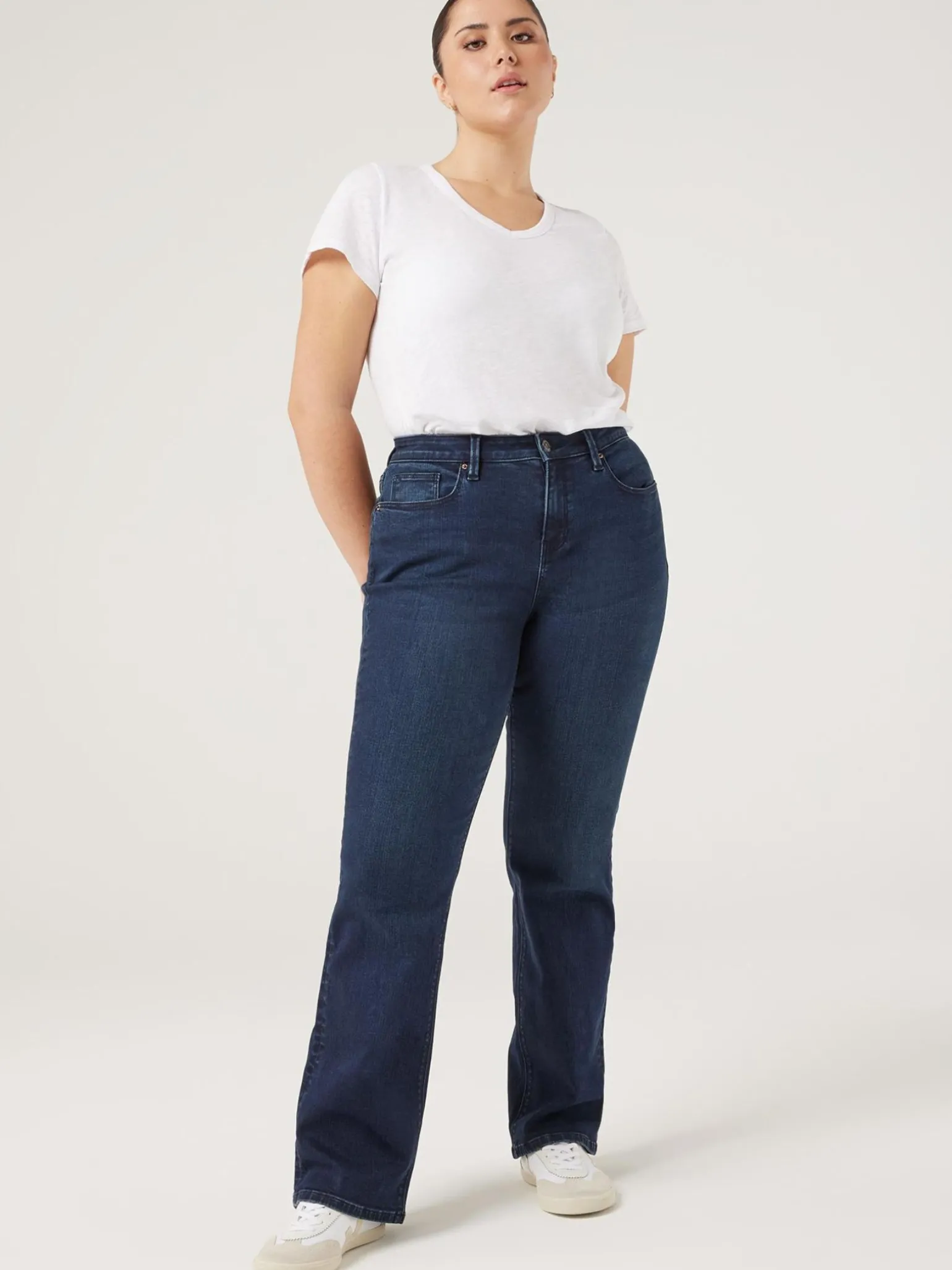 Curve Bootcut Jeans