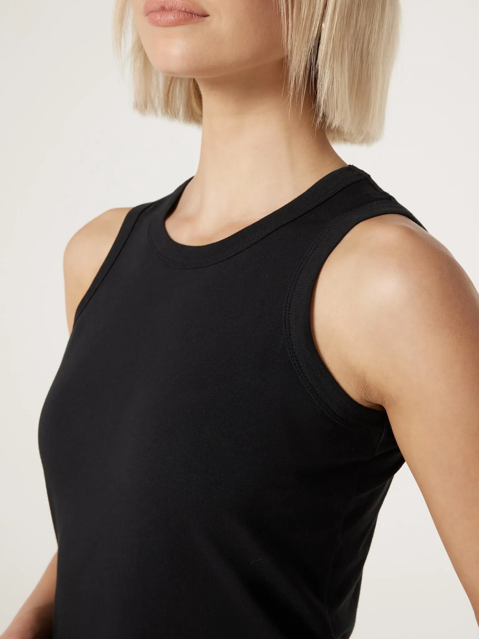 Essential Tank