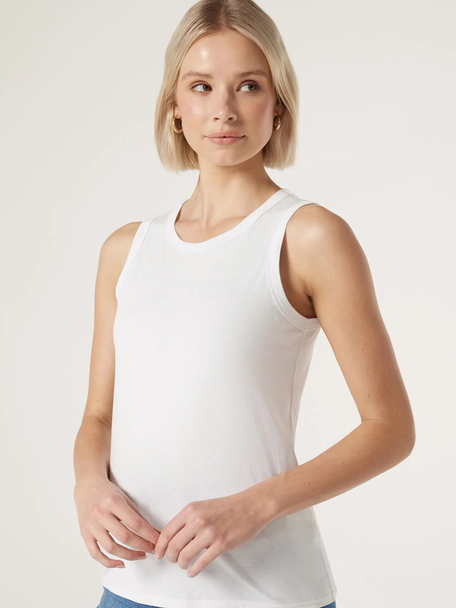 Essential Tank