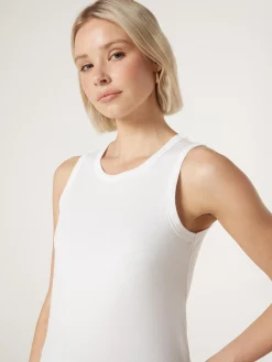 Essential Tank