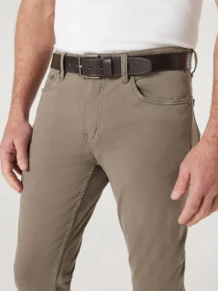 Evan Belt