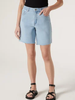 Jade Short