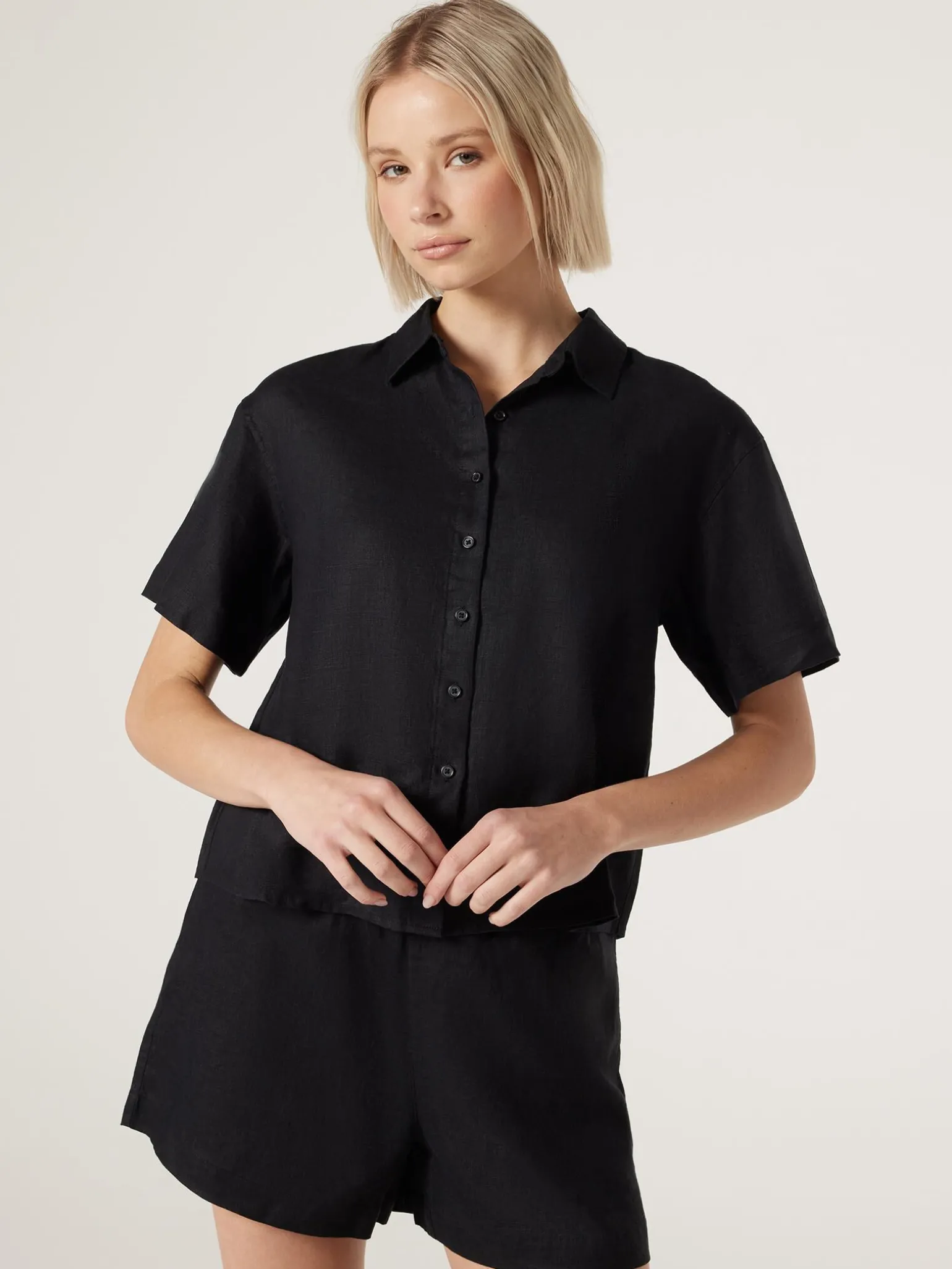J-Luxe Classic Linen Relaxed Shirt