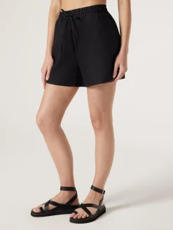 J-Luxe Classic Linen Short