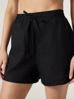 J-Luxe Classic Linen Short