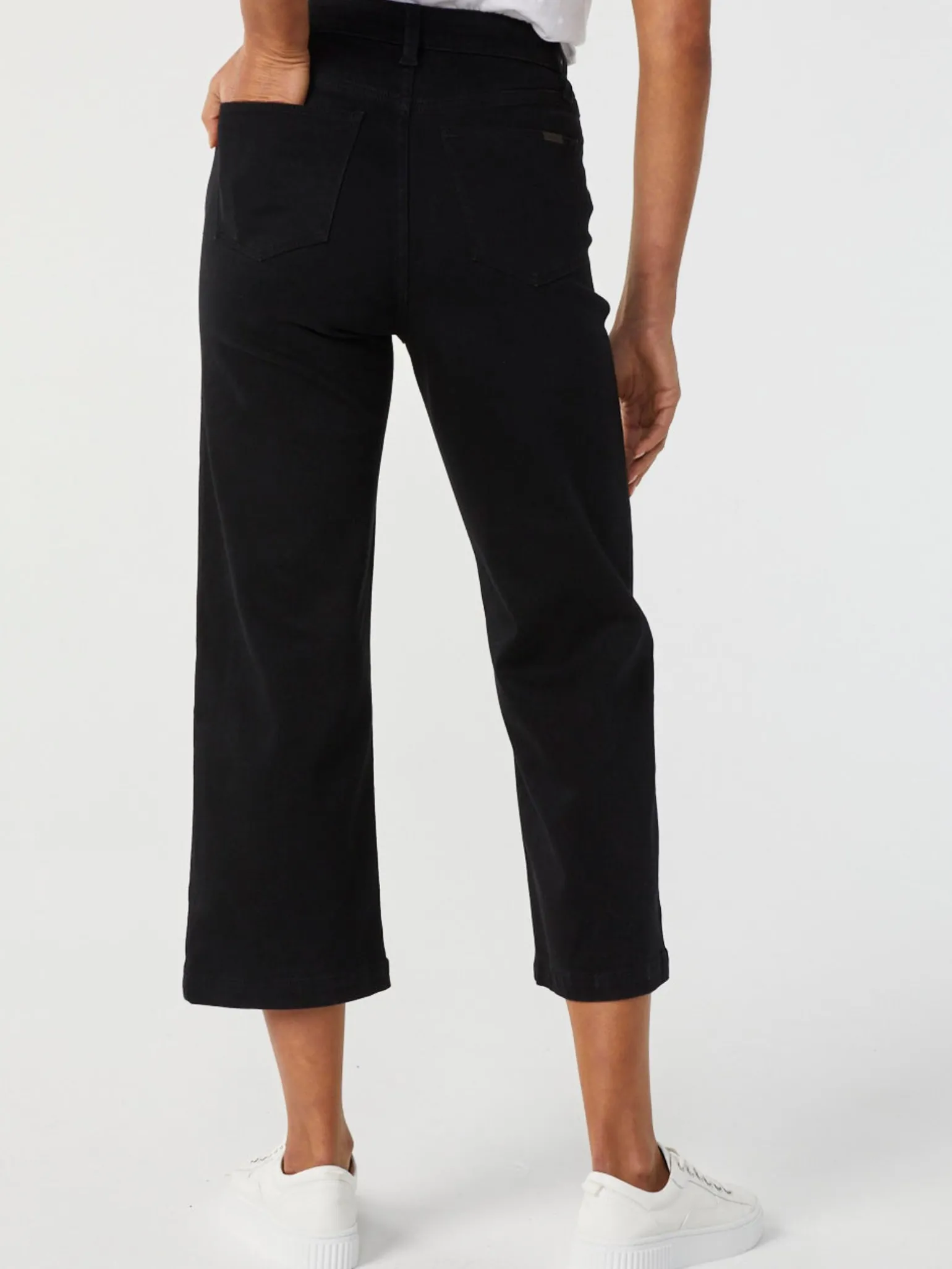 Kelsey Relaxed Capri