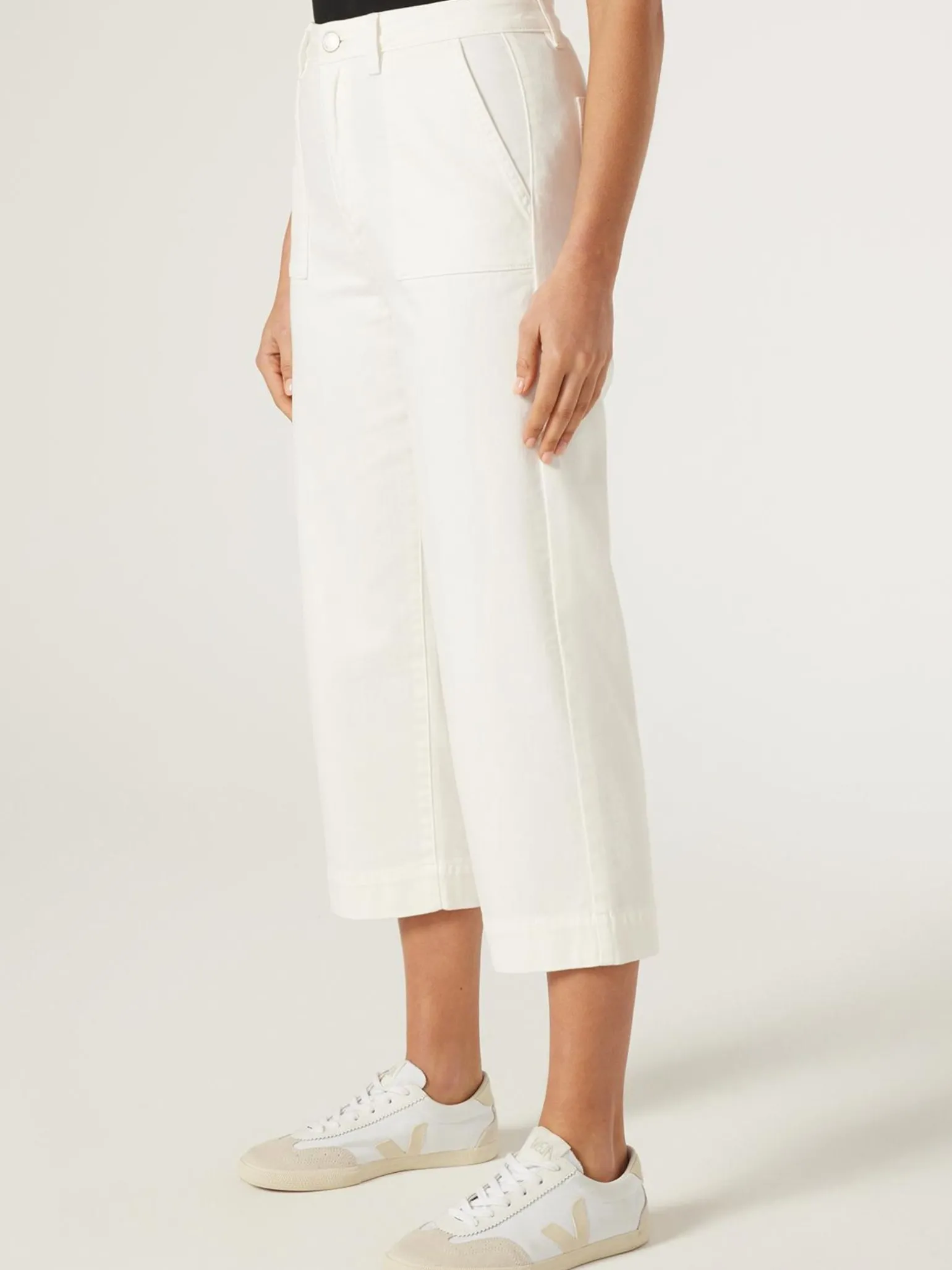 Kelsey Utility Relaxed Capri