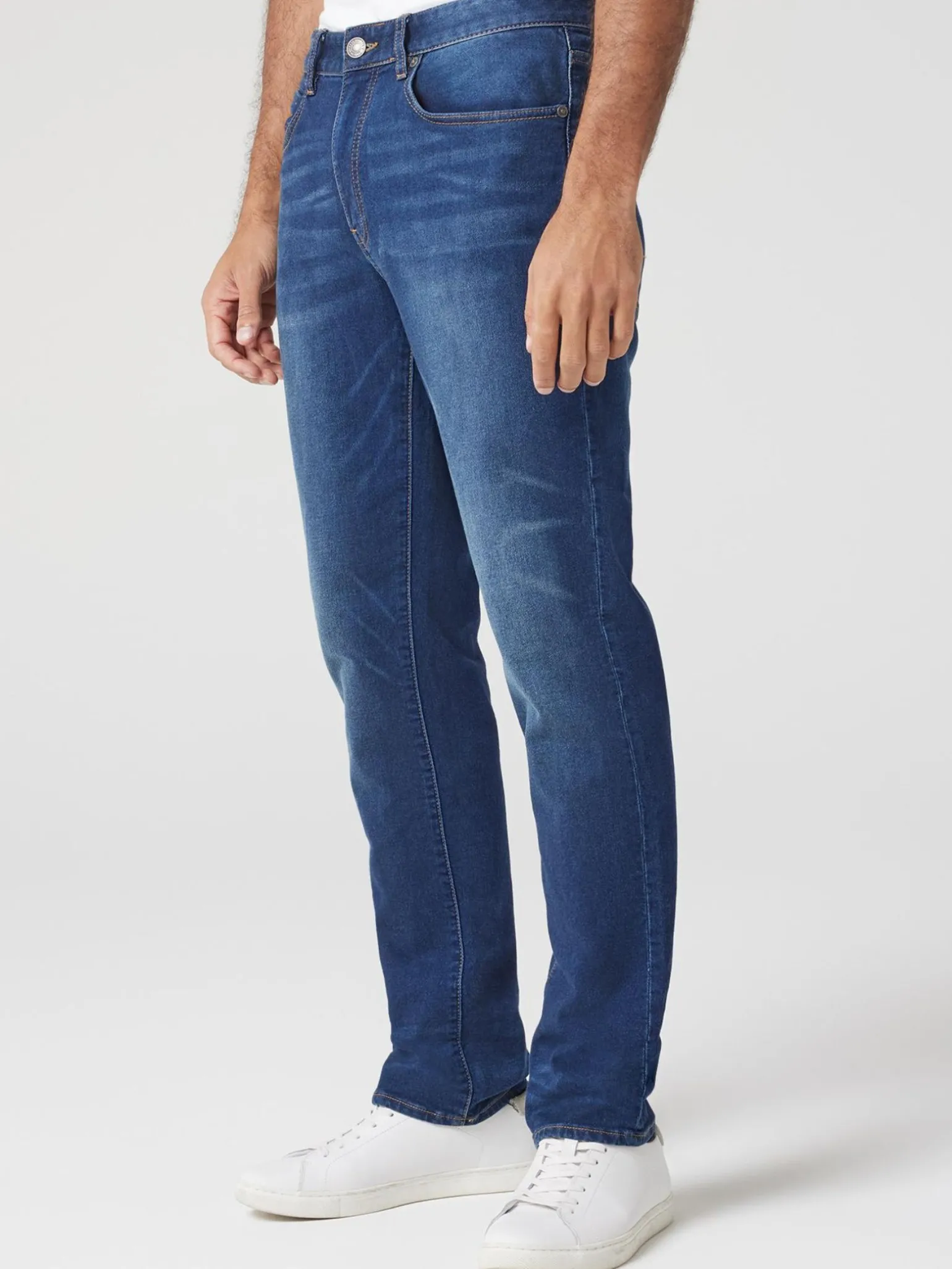 Knit Slim Straight Jeans