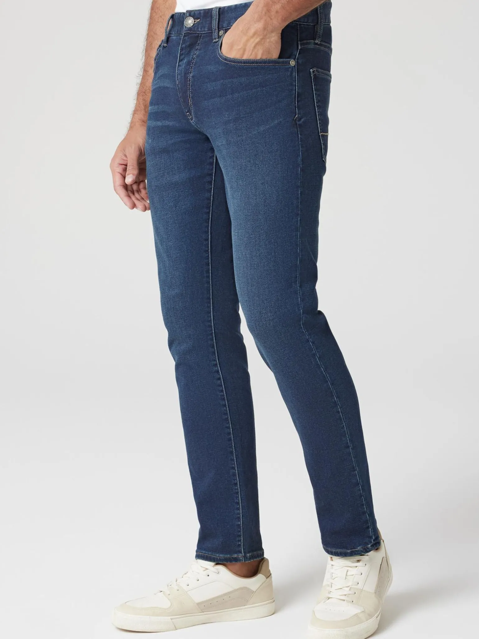 Knit Slim Straight Jeans