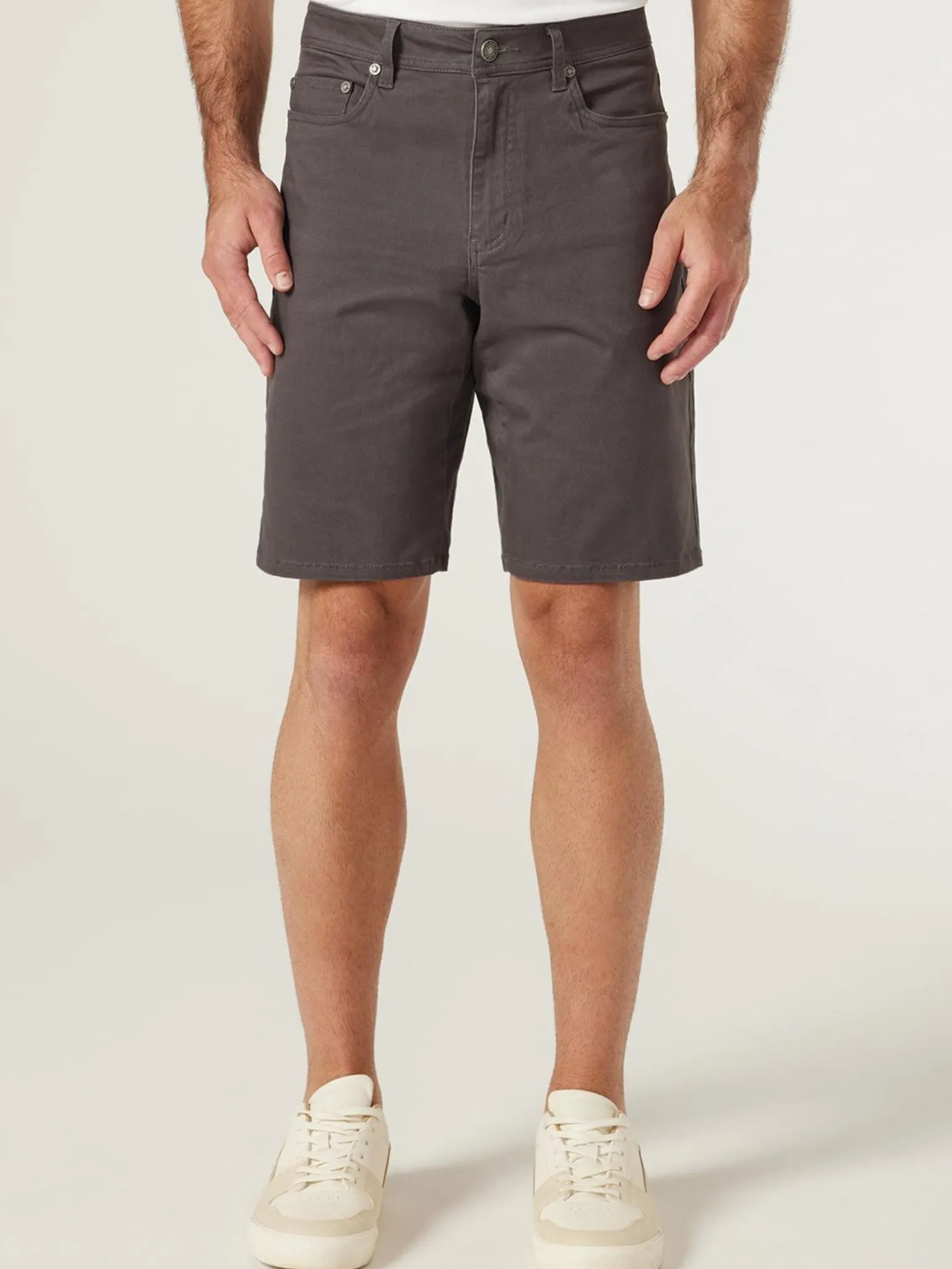 Milton 5 Pocket Short