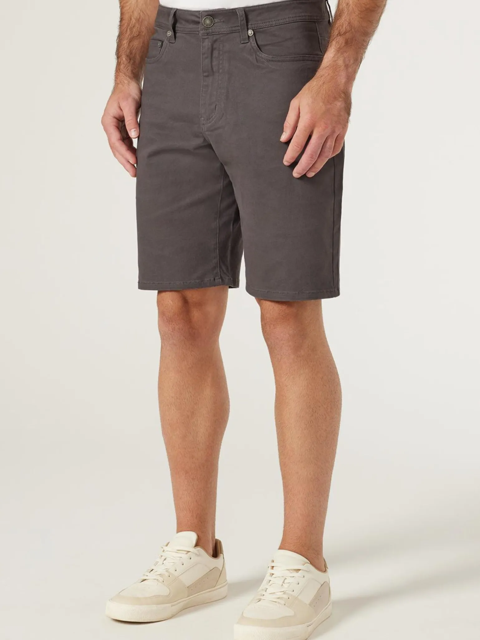 Milton 5 Pocket Short