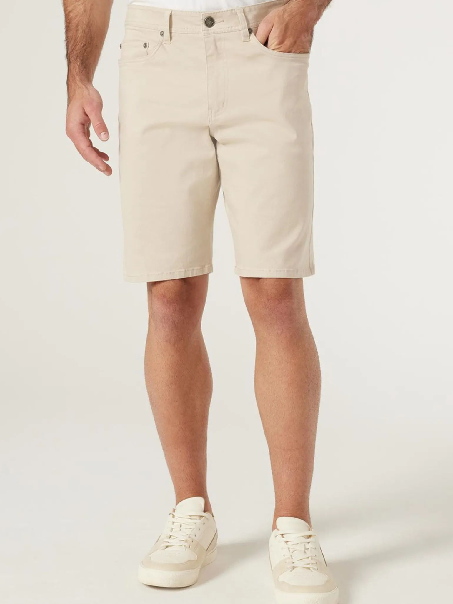 Milton 5 Pocket Short