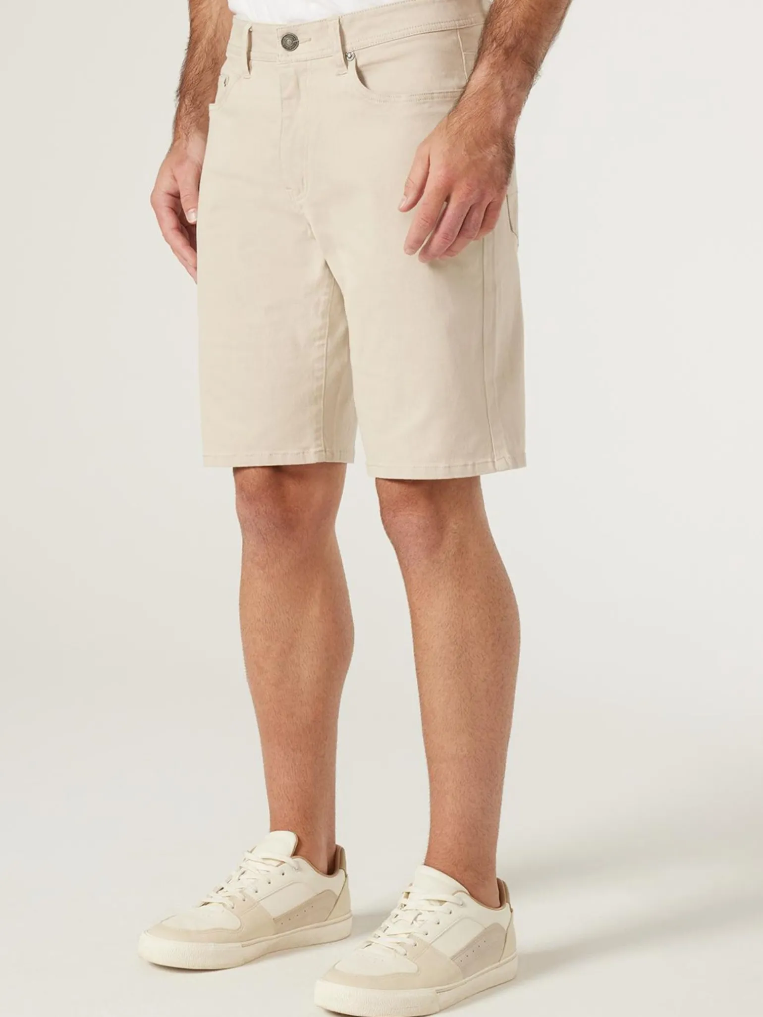 Milton 5 Pocket Short