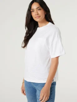 Relaxed Pocket Tee
