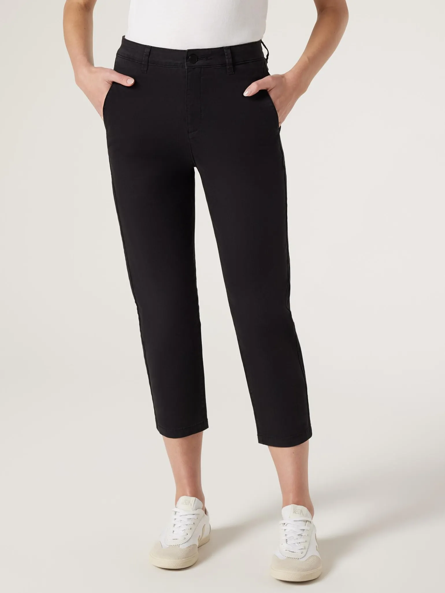 Sammy Mid Waisted Straight Capri