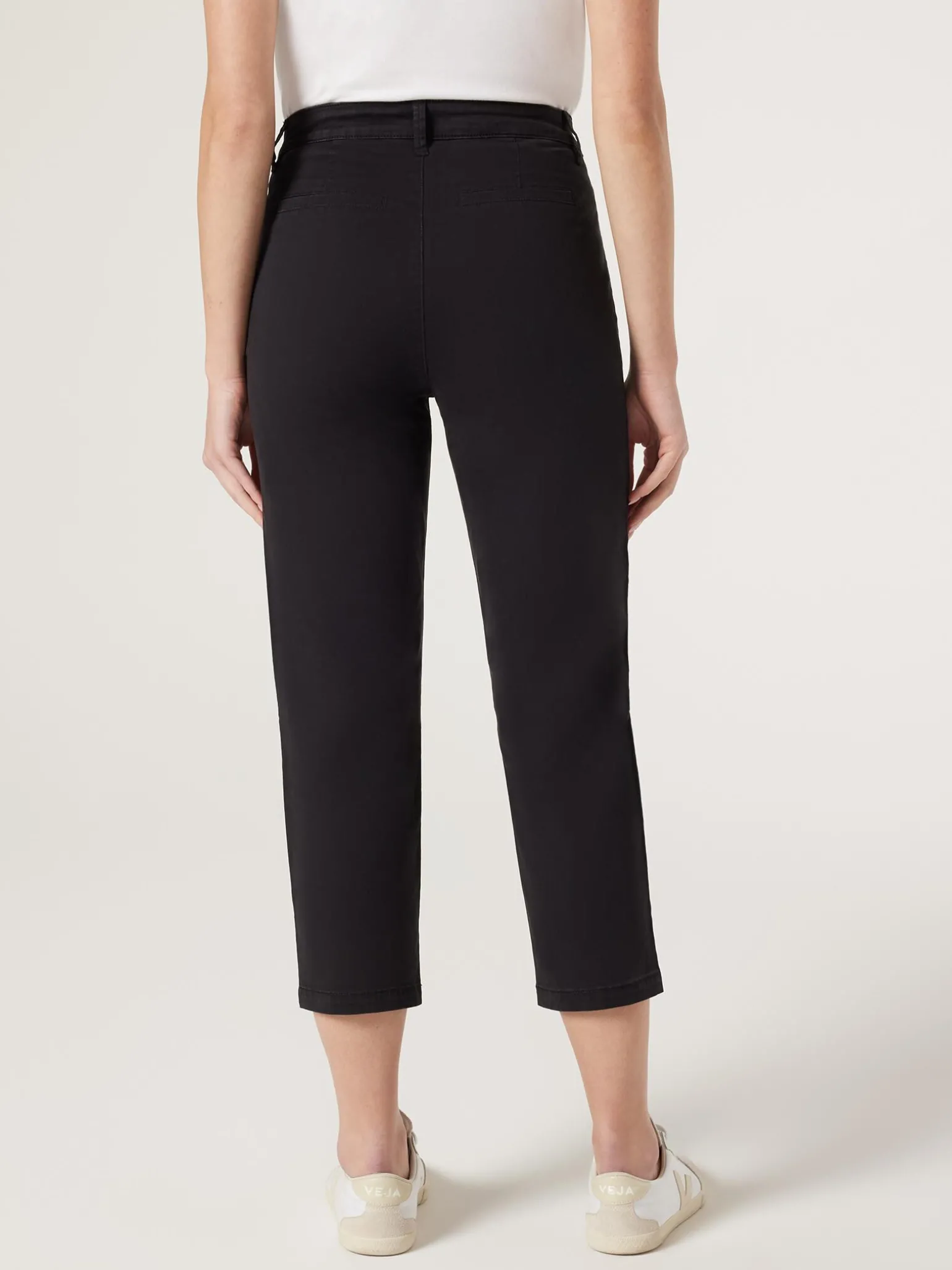 Sammy Mid Waisted Straight Capri