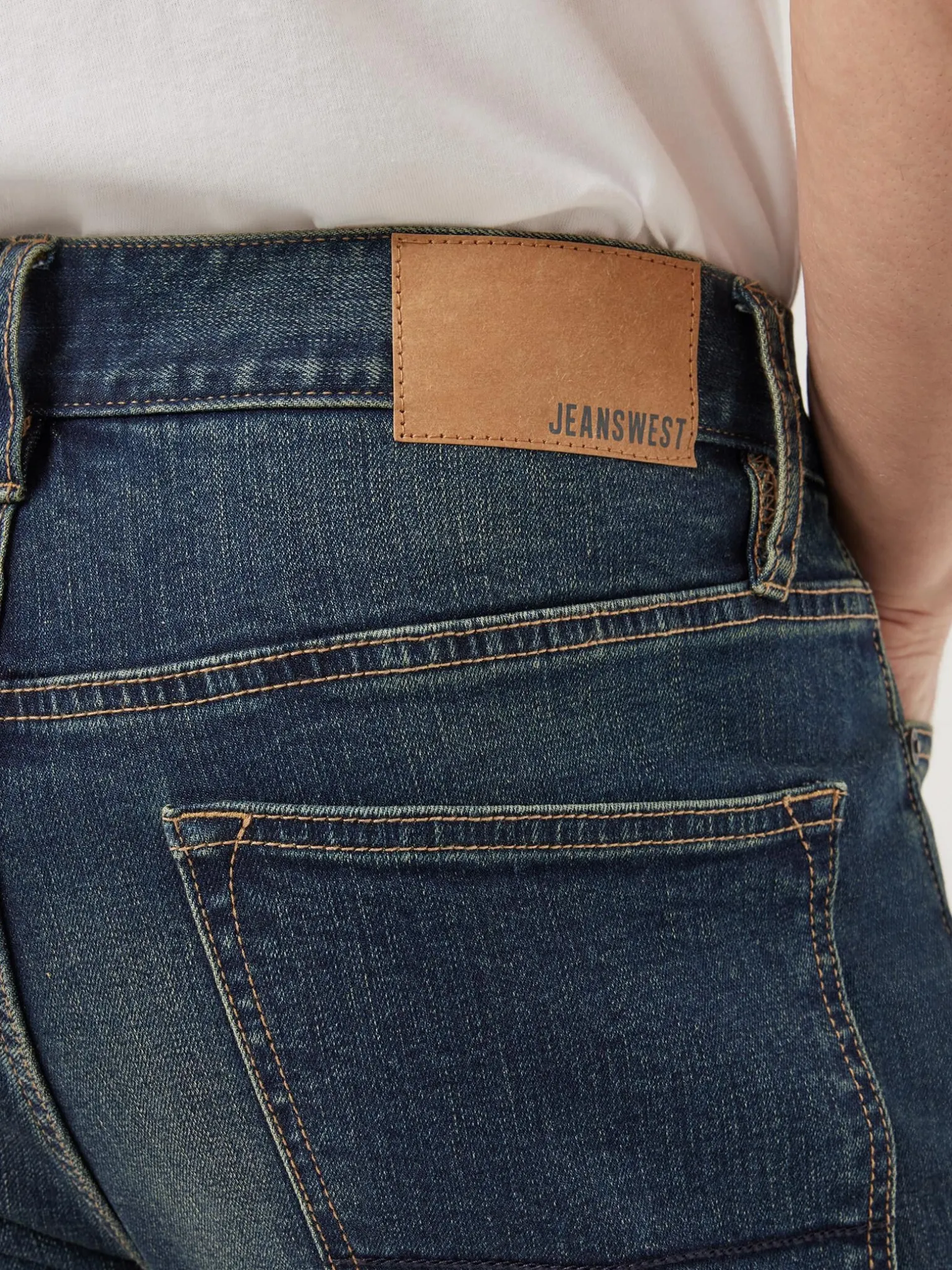 Slim Straight Jeans True Vintage