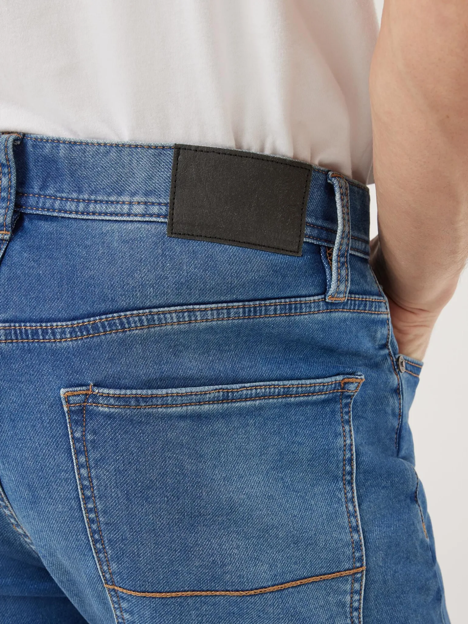 Slim straight Knit Jeans