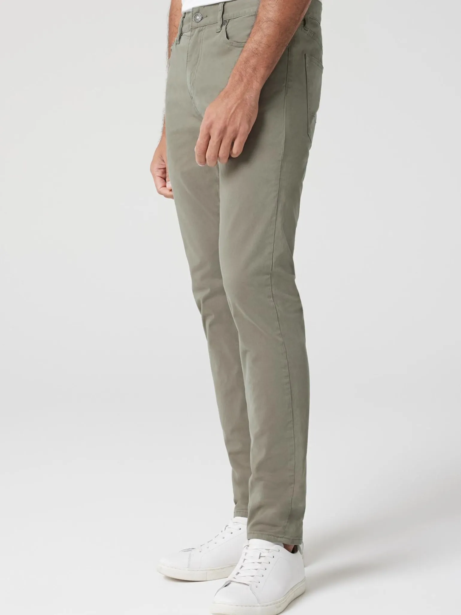Slim Tapered Jeans