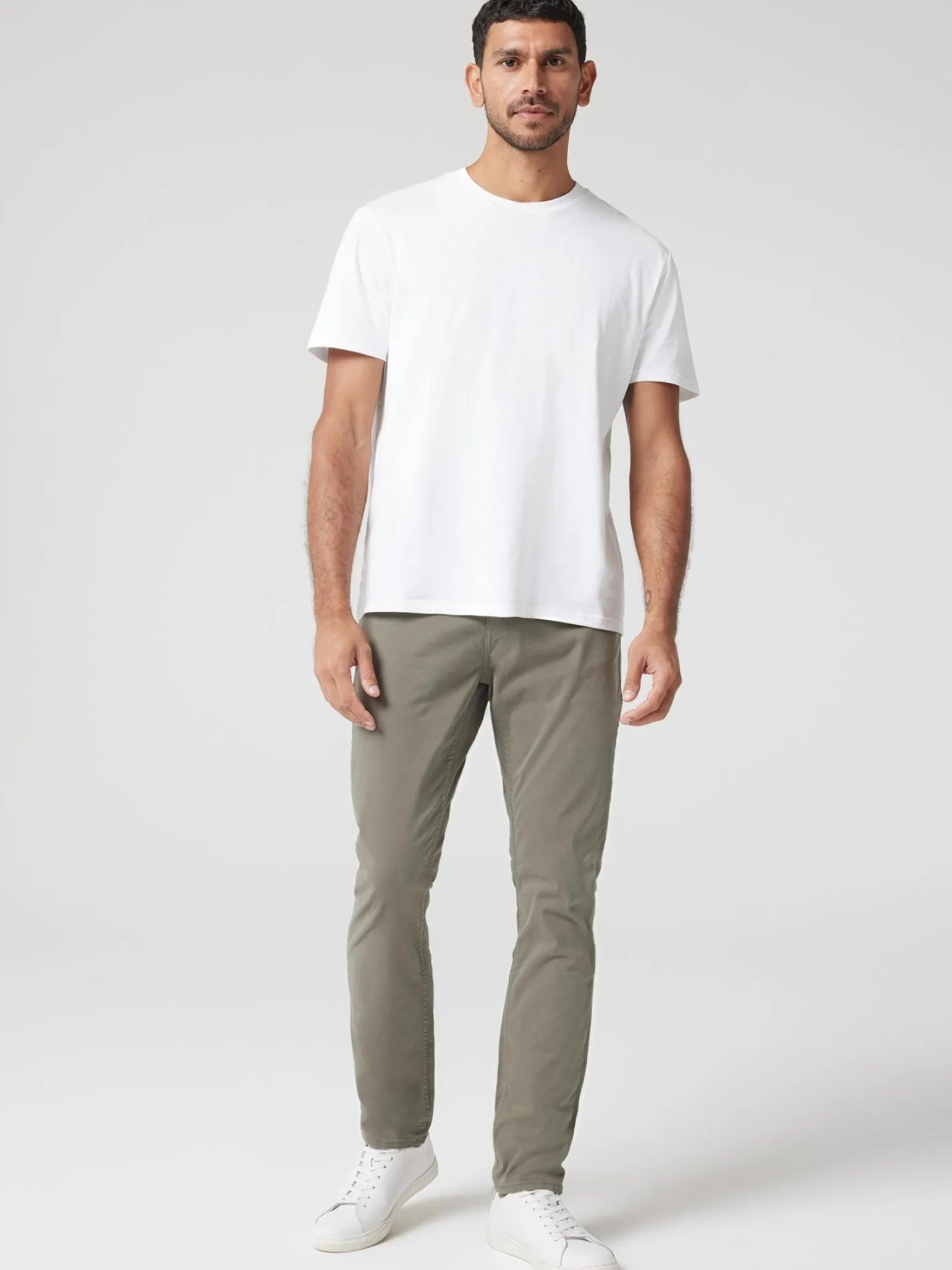 Slim Tapered Jeans