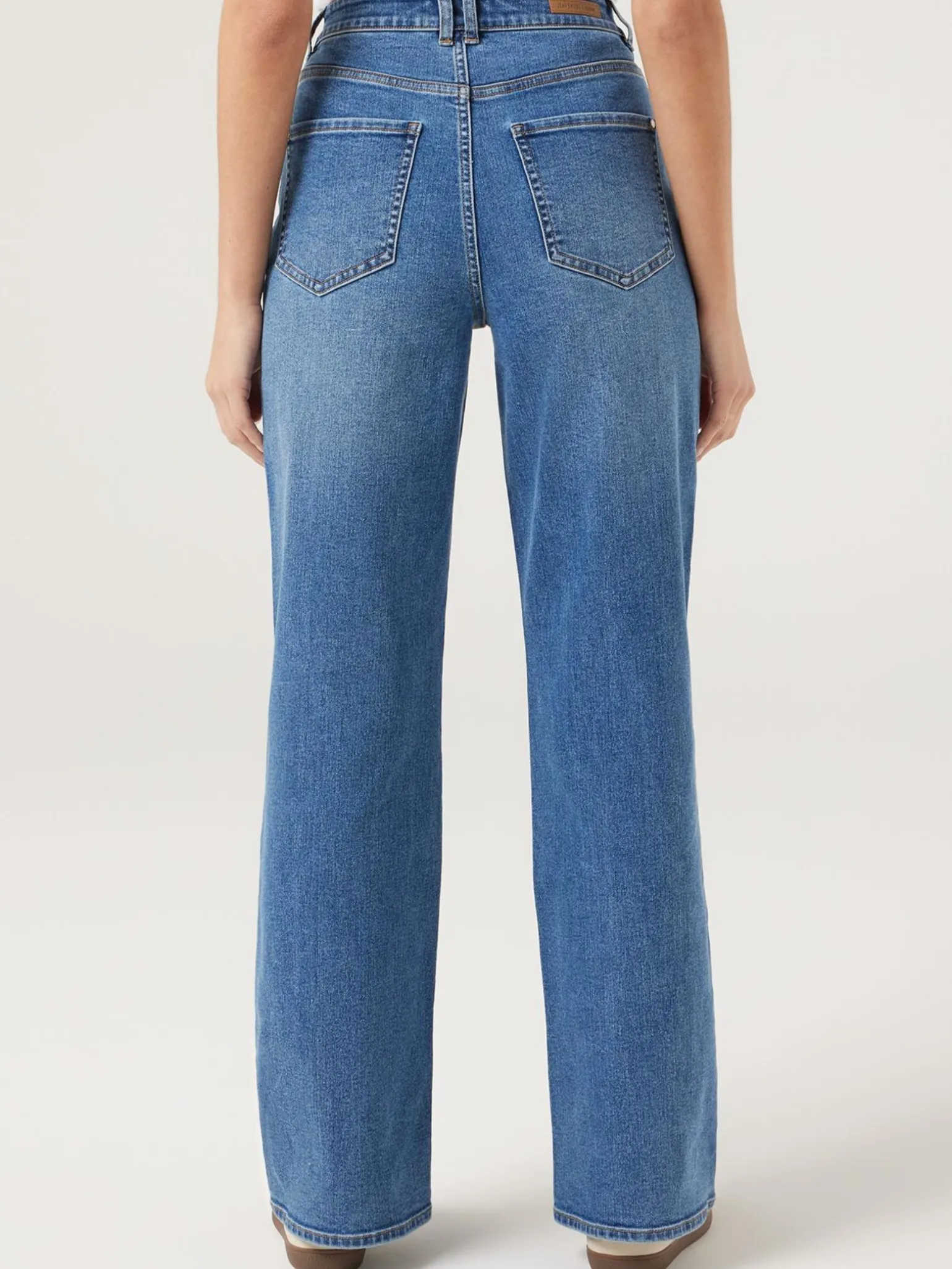 Wide Leg Jeans